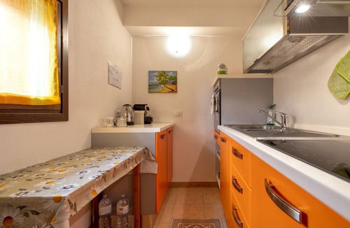 San Pietro a Mare House | Holiday Home 'Metelli' with Private Terrace, Private Garden and Air Conditioning
