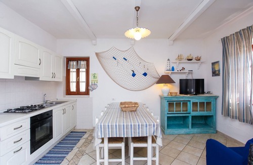 Luddui House | Holiday Home "mirtagru Casa dell'Olivastro" with Private Terrace and Wi-Fi