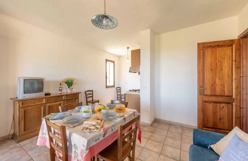 Iscra e Voes Apartment | Holiday home near La Caletta beaches