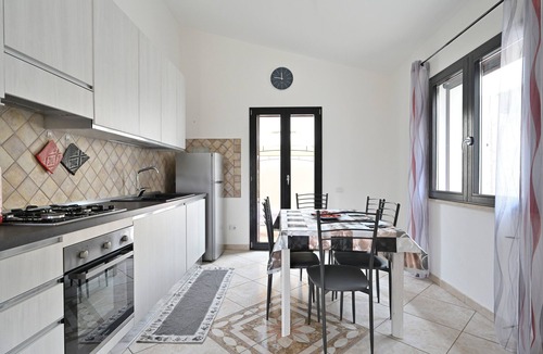 Bari Sardo House | Holiday Home 'Ogliastra' with Mountain View, Private Garden and Air Conditioning