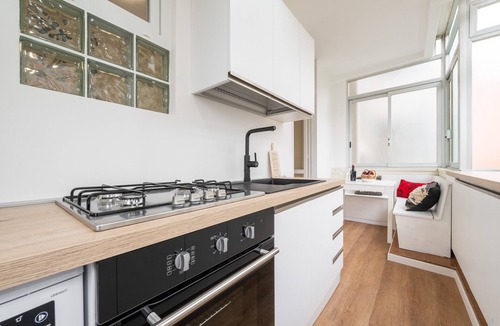 Province of Cagliari House | Holiday Home 'Sa Babbajola' with Balcony, Wi-Fi and Air Conditioning