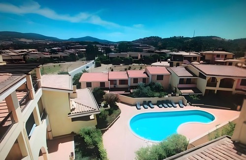 Villasimius House | Holiday Home 'Sami' with Shared Pool, Wi-Fi & Air Conditioning