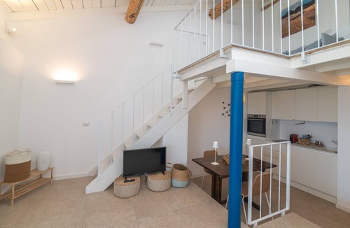 Costa Corallina House | Holiday Home 'Villa Cactus, Costa Corallina' with Sea View, Wi-Fi, and Air Conditioning