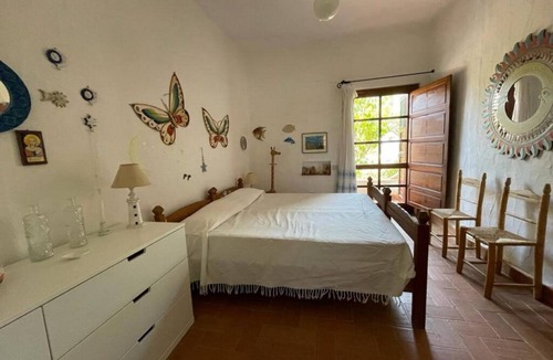 Notteri House | Holiday Home 'Villa Vivina' with Sea View, Private Terrace and Air Conditioning