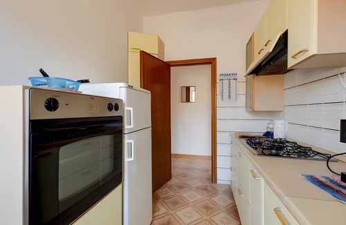 Capo Mannu House | Holiday Home 'Villa Sa Mora' with Sea View, Shared Garden and Air Conditioning