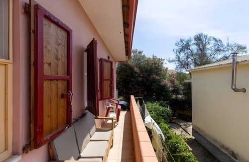 Capo Mannu House | Holiday Home 'Villa Sa Mora' with Sea View, Shared Garden and Air Conditioning