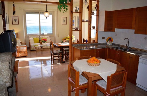 Cala Gonone House | Holiday home with air conditioning