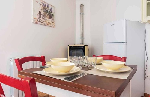 Fabriano House | Holiday home with terrace