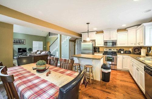 Blue Eye Cottage | Hot Tub & Wooded Views: Lakefront Blue Eye Cottage