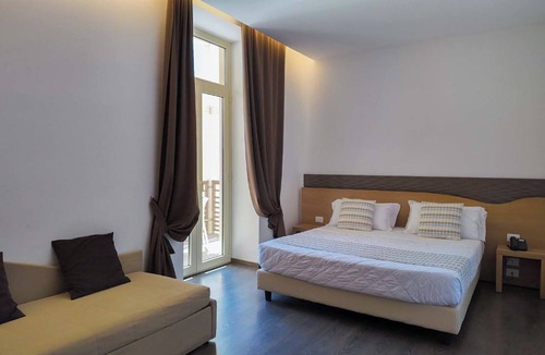 Muravera Hotel | Hotel Club Torre Salinas - Adults Only