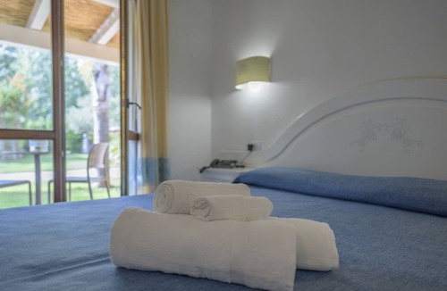 Cala Sinzias Hotel | Hotel Garden Beach