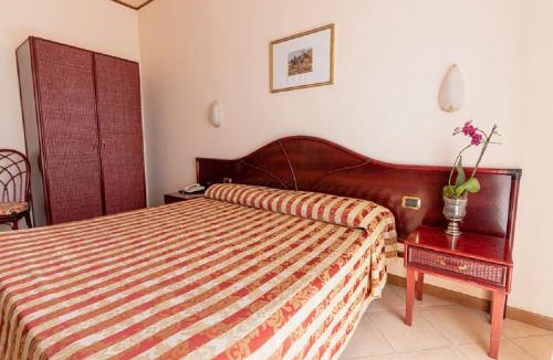 Oristano Historic Centre Hotel | Hotel Villa Delle Rose