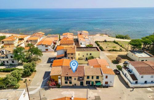 Santa Lucia Apartment | House 8 beds overlooking a pine forest at just 600 mt from the sea