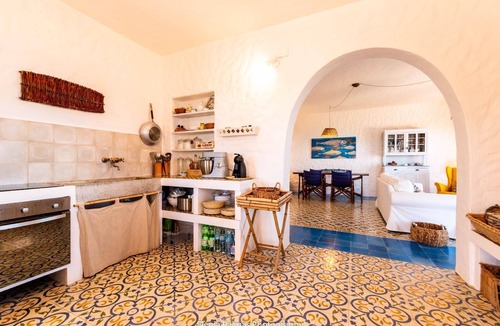 Sant'Antioco House | House in Sant'antioco with covered parking
