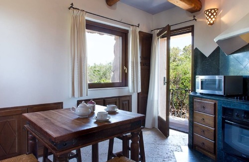 Oristano Historic Centre House | House with a private pool, four bedrooms, and four bathrooms in Oristano
