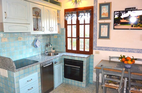 Costa Rei House | House with garden, near the beach, with air conditioning and wi-fi free