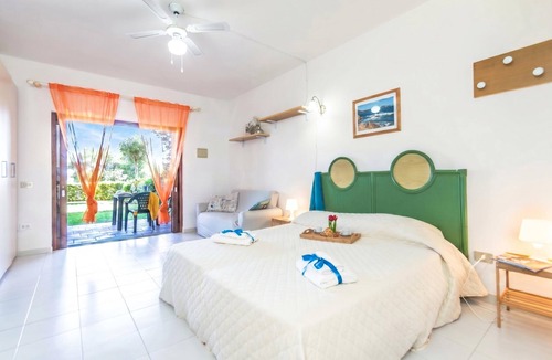 Porto San Paolo Apartment | I Fari 15 600m From The Beach, Porto San Paolo, Italy