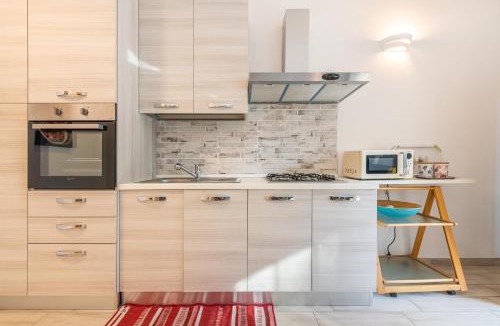 Geremeas House | Ibiscus Rosa 1