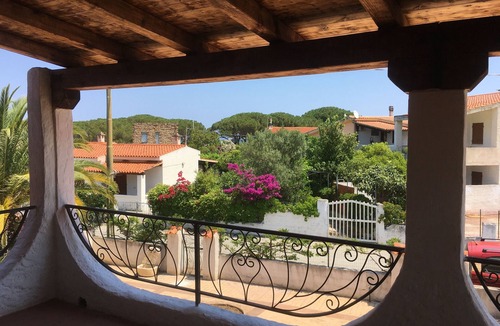 Posada Apartment | Ideal family home 200 meters from the beach and in Tepilora Park!