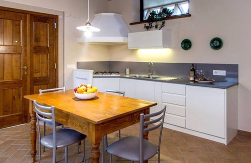 Poppi Apartment | Il Fienile Apartment in Farmhouse with Pool