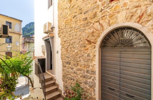 Ulassai House | Il Filo Azzurro Ulassai