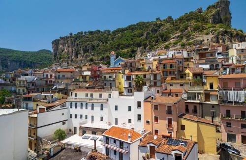 Ulassai House | Il Filo Azzurro Ulassai