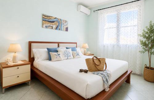 Tortoli Apartment | Il Panoramico - Panoramic Sea View & Starry Sky, wifi, AC and parking free