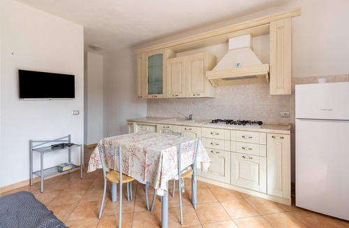 Lu Bagnu Apartment | In a residence with a private patio and air conditioning