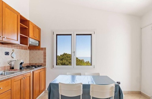 Torre di Bari Apartment | Is Feminas 43 – Seafront stay with direct beach access 🌊☀️