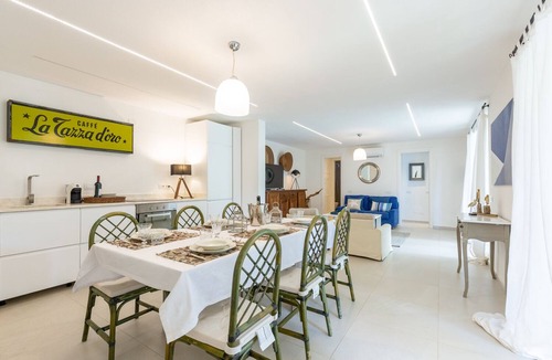 Torre delle Stelle Villa | Stunning villa with infinity pool, only 5 minute walk from the beach