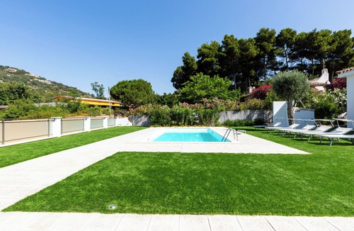 Torre delle Stelle Villa | Exclusive villa with private pool 150 meters from the sea!