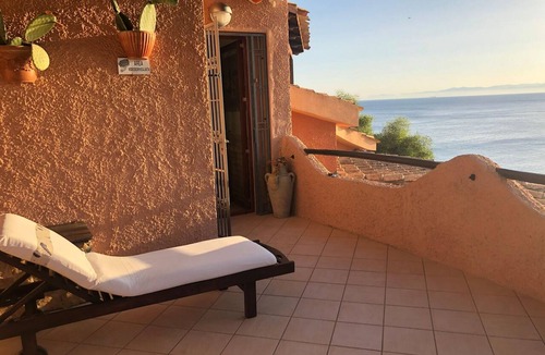 Torre delle Stelle Apartment | House on the sea cliff II - No. S205d