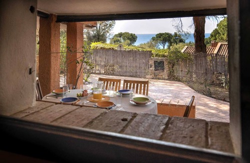 Torre delle Stelle Villa | Homerez - Villa with Jacuzzi in Torre Delle Stelle