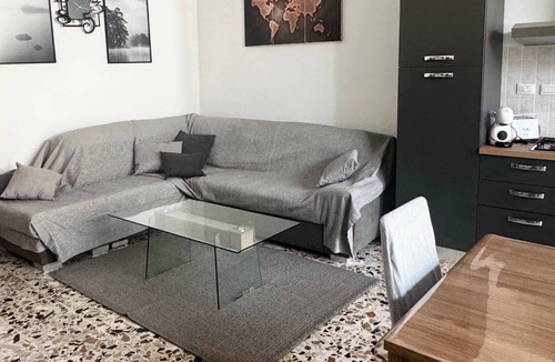 Sennori Apartment | Koras 142 - Guest House: A beautiful, bright apartment in the heart of Sennori