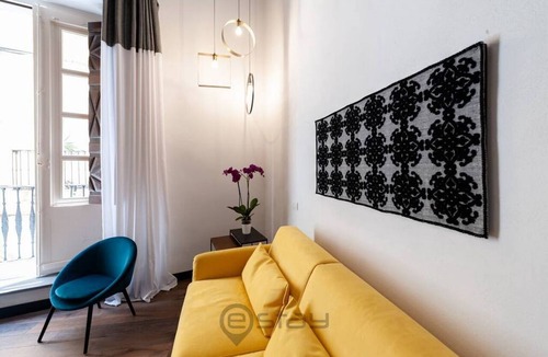 Historic Castle District Apartment | KyS Castello - Suite Lamarmora