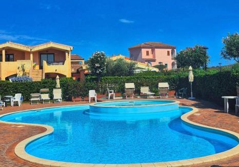 Murta Maria Apartment | La Bougainville Garden & Pool