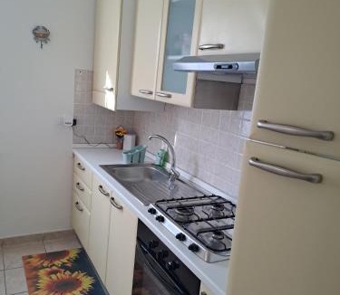 Castelfidardo Apartment | La Casa dei Girasoli