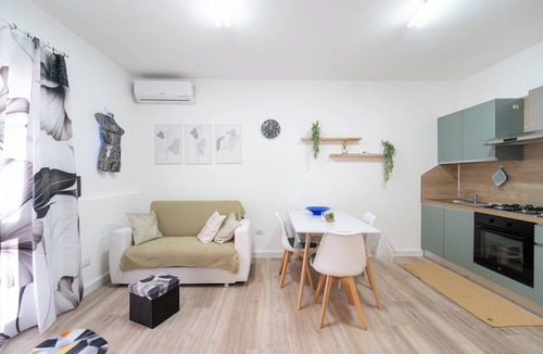 Oristano Apartment | La Casa di Mario - One Bedroom Apartment, Sleeps 2