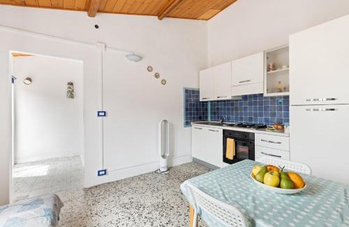 Scano di Montiferro House | La Casetta - Sea And Mountain