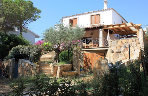 Cala Liberotto House | La Corte degli Ulivi Casa sul mare with direct access to the beach