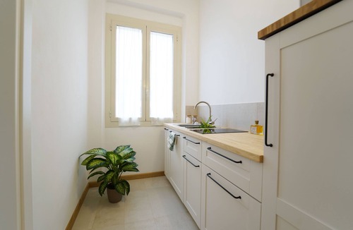 Cagliari Apartment | La Luna two-bedroom apartment with terrace in the center