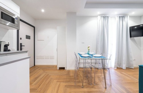 Cagliari Apartment | La Maison des Vents- Grecale House. Elegance and comfort at a stone's throw from the sea