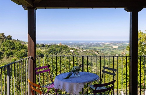 Montefiore Conca Villa | La Nocciola - Villa with private pool in Montefiore Conca, Emilia-Romagna
