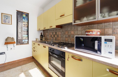 Sant'Antioco Apartment | La Pineta Apartment – Quiet, Central, Near Pine Forest, Sleeps 6