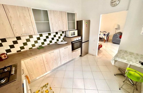 Marcelli Apartment | Large quadrilo with p.auto and a/c near the sea