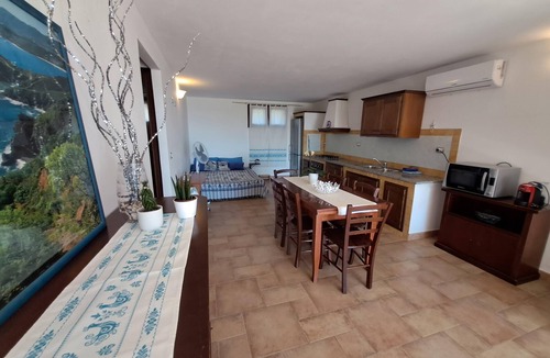 Tertenia Apartment | LARGE TWO-ROOM APARTMENT WITH SEA VIEW