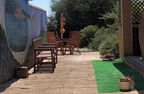 Cabras Apartment | Large two-room apartment on the first floor, with balcony and bathroom.