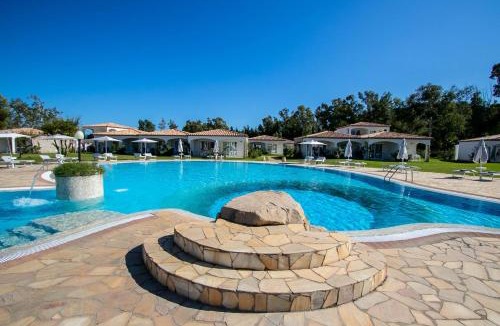 Cala Sinzias Hotel | Limone Beach Resort
