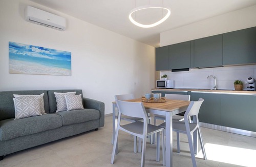 La Muddizza Apartment | Lovely apartment for 4 guests with WIFI, A/C, TV, terrace and panoramic view