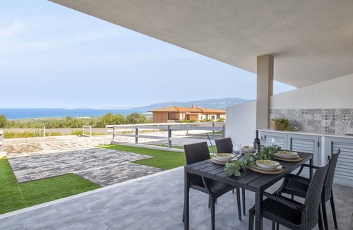 La Muddizza Apartment | Lovely apartment for 4 guests with WIFI, A/C, TV, terrace and panoramic view